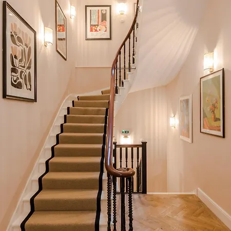 Tyndall's Park - Your * ブリストル