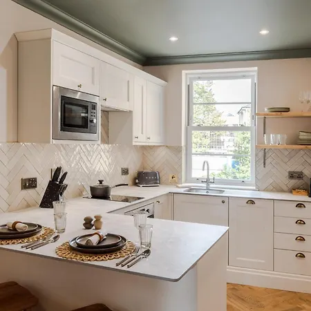 Tyndall's Park - Your *