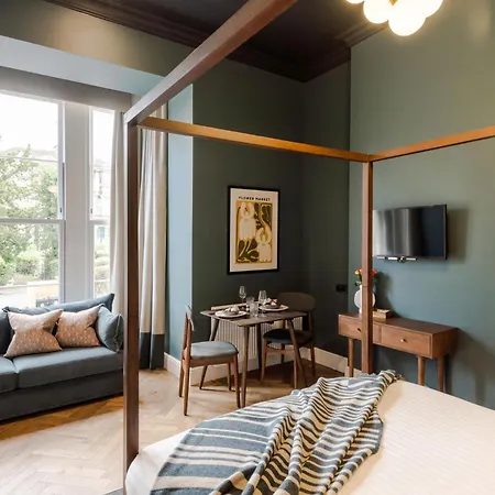 Tyndall's Park - Your アパート