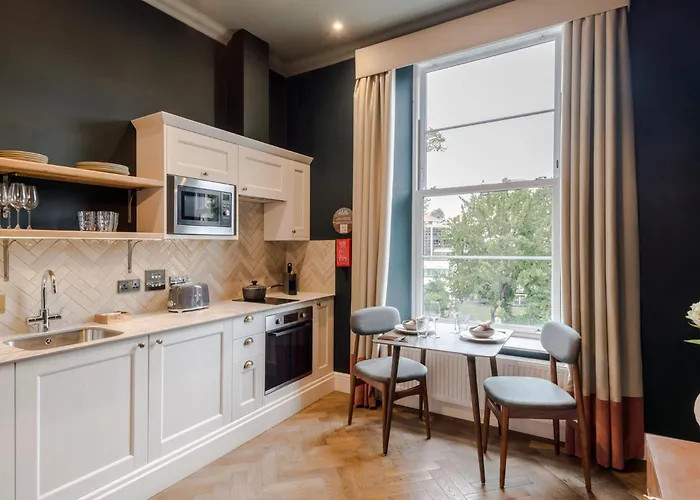 Tyndall's Park - Your * Бристоль