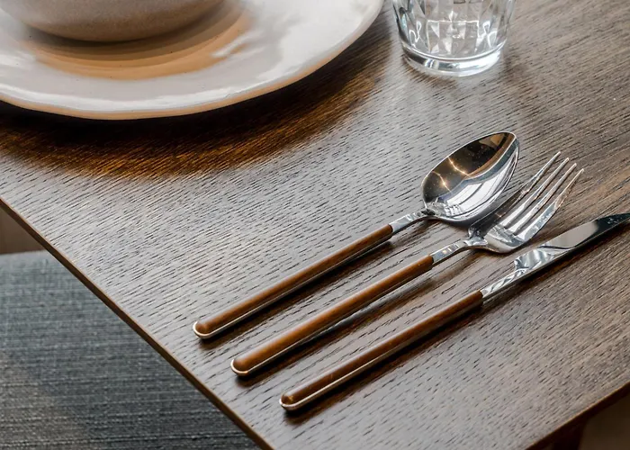 Tyndall's Park - Your Апартаменти