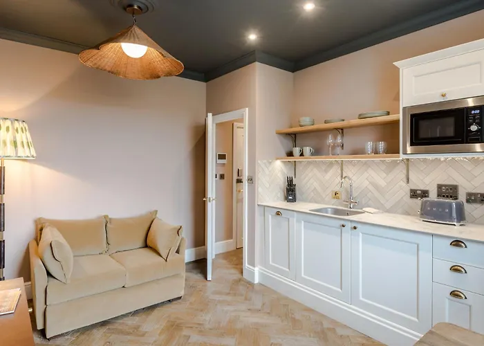 Tyndall's Park - Your * ブリストル