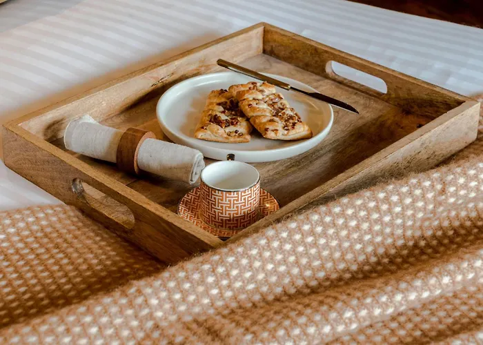 Апартаменти Tyndall's Park - Your *