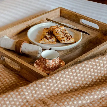 Апартаменты Tyndall's Park - Your *