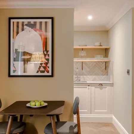 Tyndall's Park - Your Appartement *