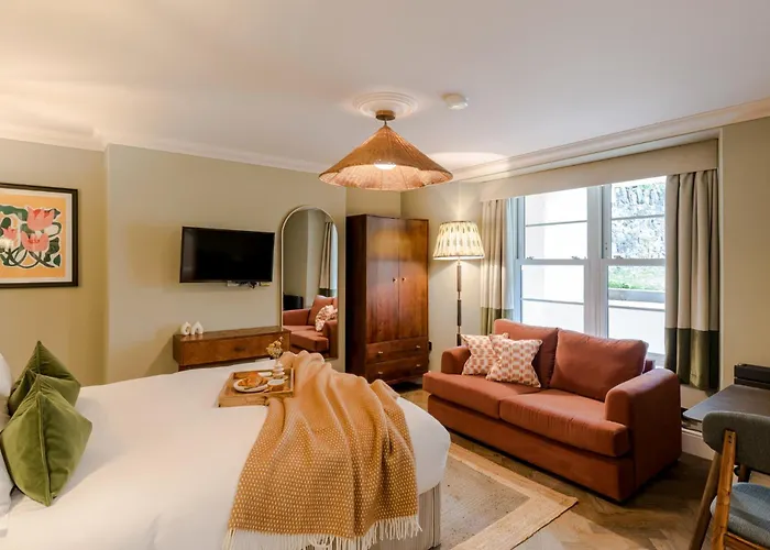 Tyndall's Park - Your Apartmán